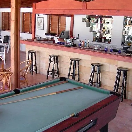 Appart hôtel Alkmini 3*